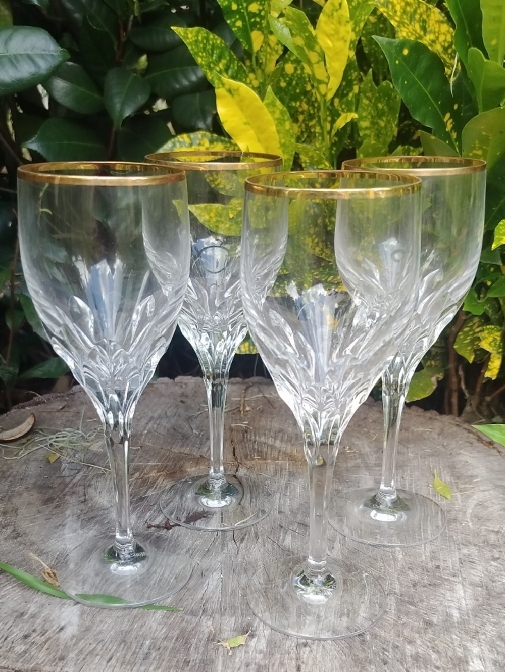 Gorham Diamond Crystal Wine Glasses with Gold Rim - Set of 4